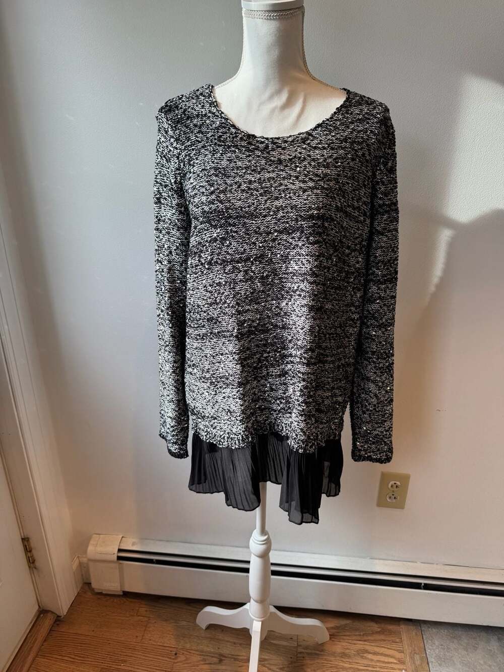 Alfani Black and White Sequin Fringe Long Sleeve Sweater Size XL